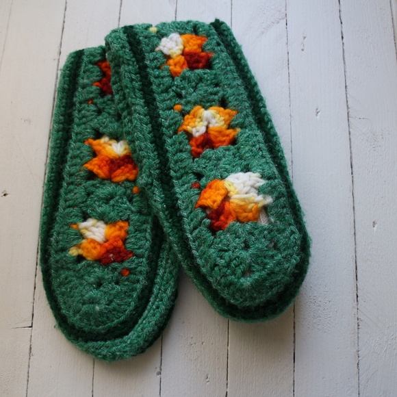 handmade crochet slippers - Picture 3 of 11